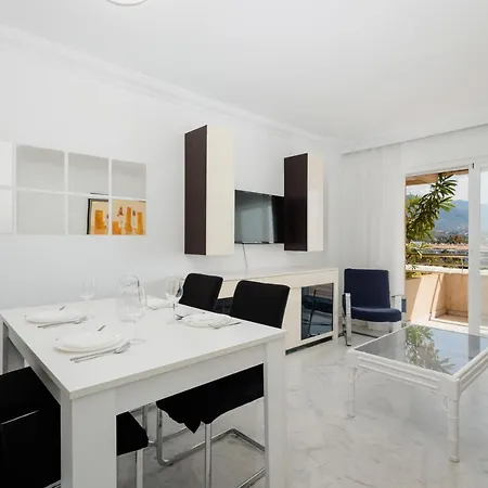 Sea View In The Center Of Puerto Banus And Private Parking * Marbella