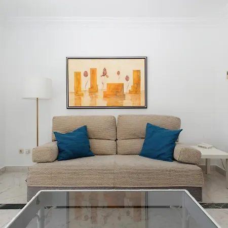 Appartement Sea View In The Center Of Puerto Banus And Private Parking